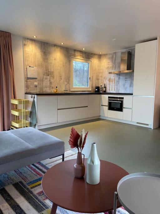 Unieke Woonark Met Privetuin En Free Parking. Apartment Rotterdam Exterior photo
